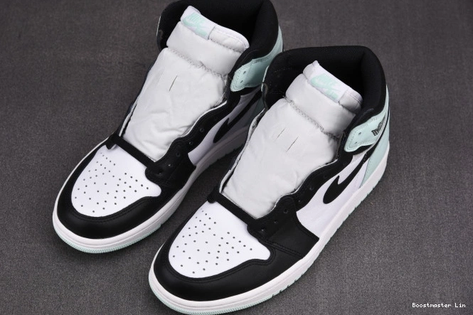Boostmaster lin Jordan Retro High 861428-100 Igloo 1 0704